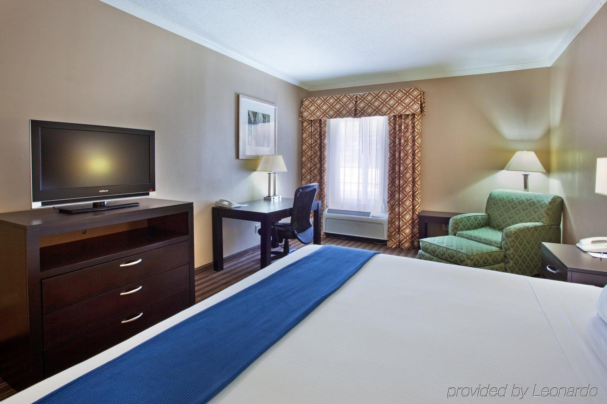 Holiday Inn Express Saint Simons Island By Ihg St. Simons Island Rom bilde